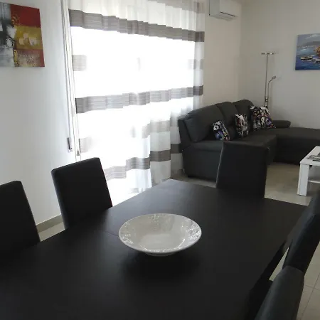 Grande Al Mare 公寓